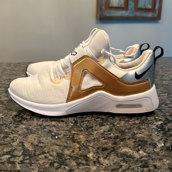 Nike air Max Bella size 8 - Picture 3 of 10